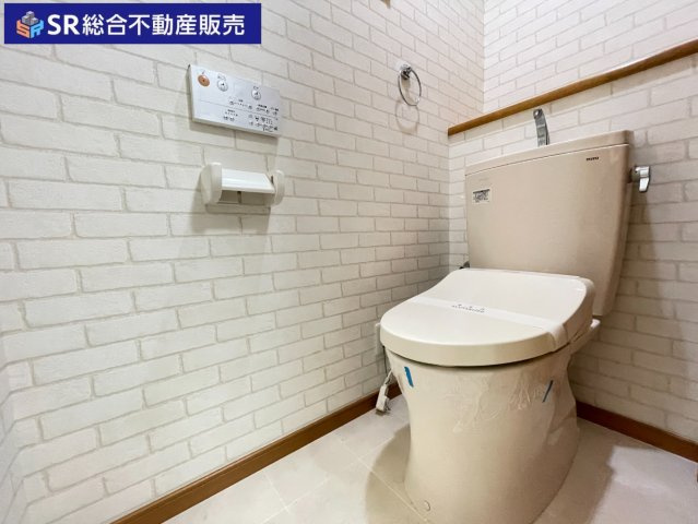 1Fトイレ。トイレが2か所にあり朝の身支度がスムーズに行えます♪