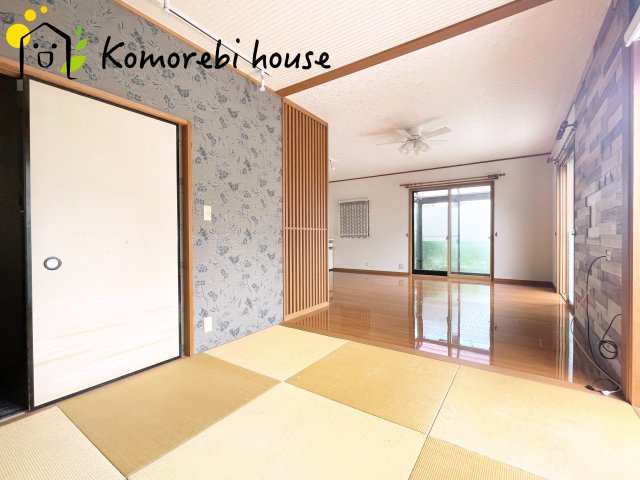 ゆったりとくつろげる和室です
