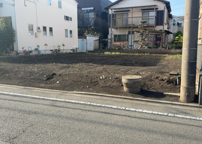 人が暮らすうえで日光は大切な要素となります。日当たりの良さは譲れないポイントですね。併せて近くに大きな建築物の建築予定がないか、あるいはそれが可能な土地が近くにないか事前に確認することもお勧めします。