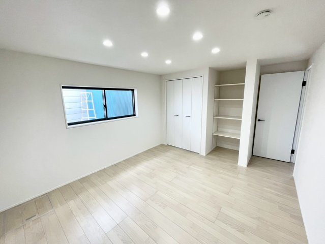 日当たり風通しともに良好！明るく朝を迎えられるつくりになっています♪