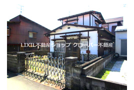 高山市下岡本町の中古戸建ての外観