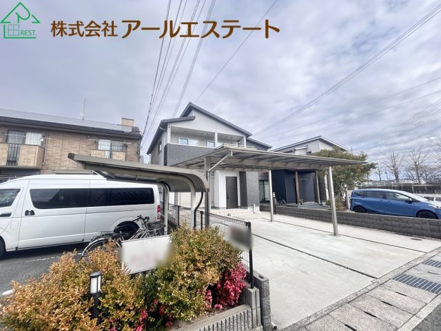 外観：328000597121