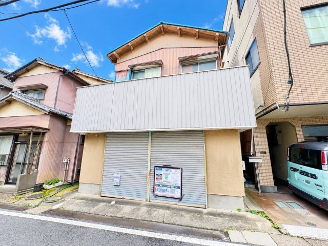 東武スカイツリーライン「越谷」駅徒歩約6分、交通アクセス良好！ご家族のライフスタイルに合わせた自由設計が可能です！当社無料の間取り作成も承ります！建物イメージや資金計画などお気軽にご相談ください！