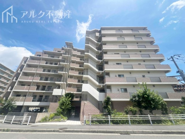 外観：328000656667