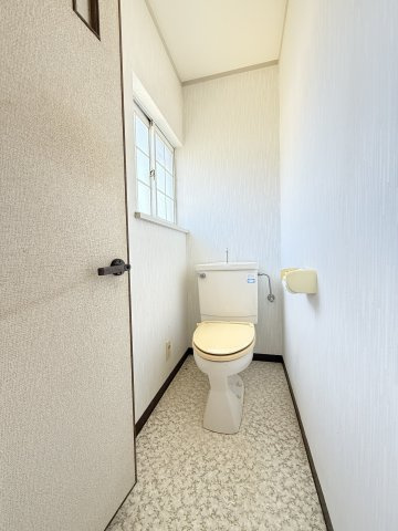 ゆったりとした空間のトイレです
