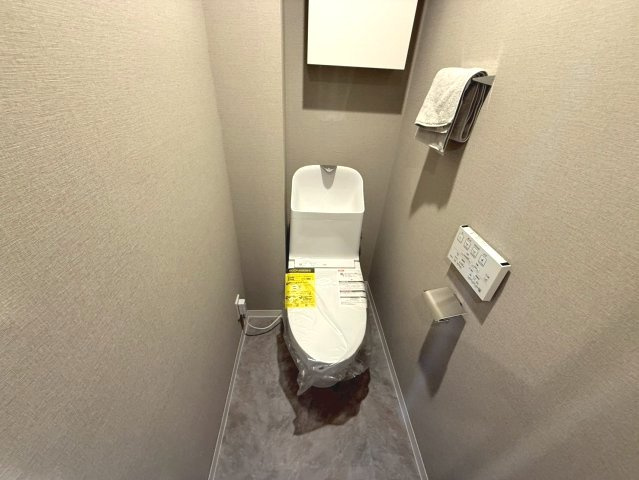 清潔感とうれしい機能性を兼ね備えた、使いやすいシャワートイレ