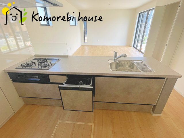 コンパクトなキッチンで掃除もラクラク