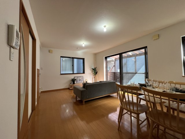 お好みの家具やインテリアで快適な空間にコーディネートしてください☆