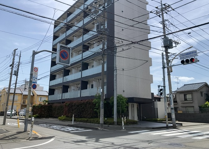 隣家の土地はどうなっているのか、生活利便施設が近くにあるのか、学校まで近いかなど、お客様のライフスタイルにあわせたイメージが重要です。また、近くにあると困る施設が近くにないかも確認するといいでしょう。