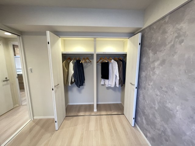 各居室に収納がついており、家族で使い分けしやすくなっています。　