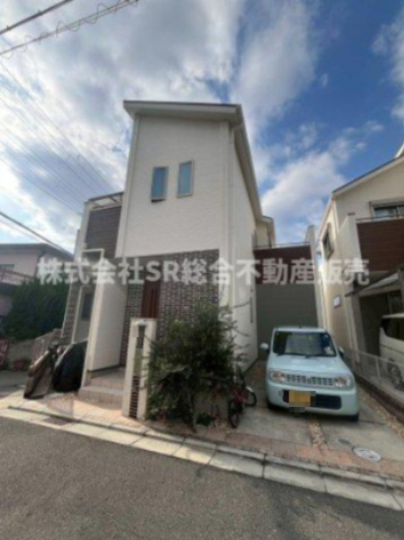 外観：327002184960