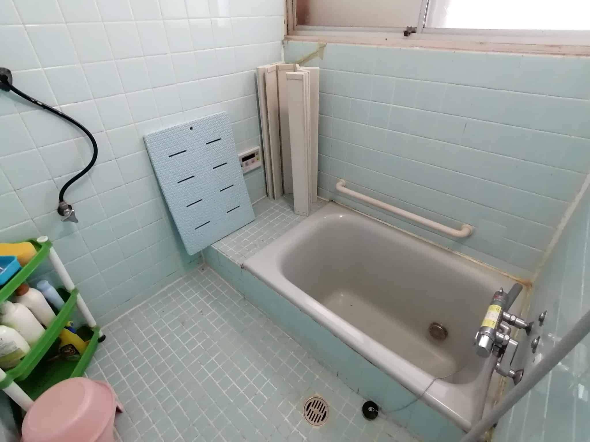 コンパクトで使いやすいお風呂です