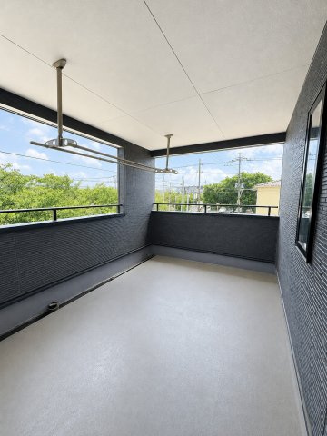 暮らしにうれしい、使い勝手の良いインナーバルコニー