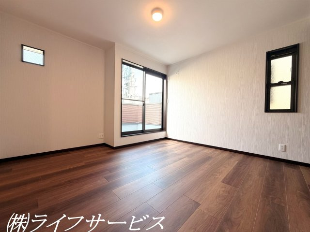 3階洋室9.5帖/ウォークインクローゼット・クローゼット有