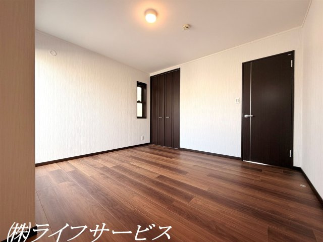 3階洋室9.5帖/ウォークインクローゼット・クローゼット有