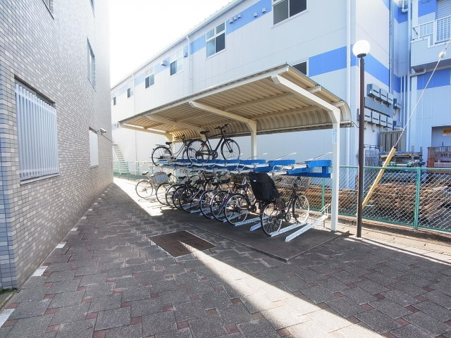 現地写真　駐輪場です。