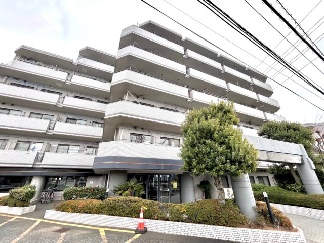 ■新規リフォーム済み　■ペット飼育可能(細則有)　■3LDK　最上階、眺望良好！　■出羽小学校徒歩5分(400ｍ)・富士中学校徒歩11分(850ｍ)
