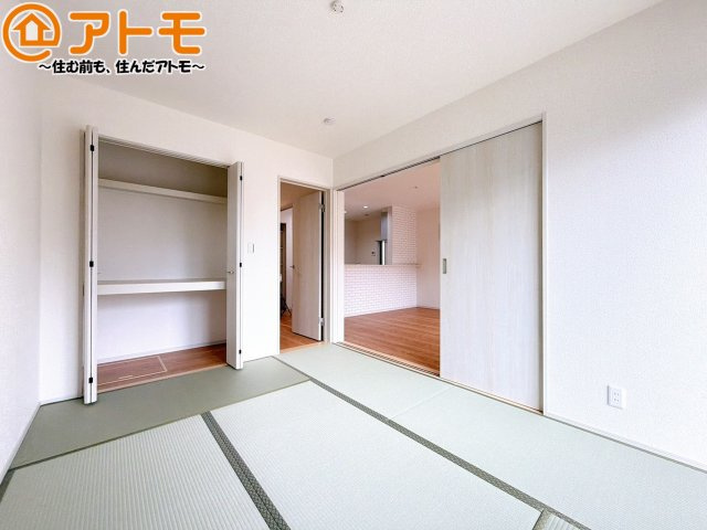 客間として使うことはもちろん、居室や収納など自由な使い方ができるお部屋です！