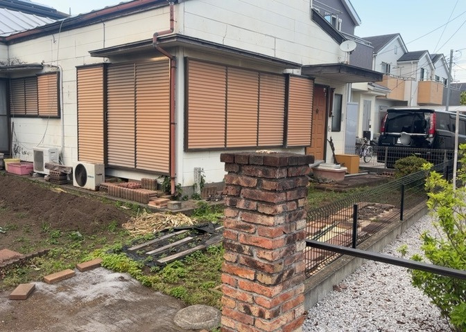 家を建てる前提で土地を探している場合、地盤の丈夫さは譲れない条件の一つです。地盤が脆弱だと追加工事が必要となります。また、過去に地盤沈下や液状化現象を起こした土地は、できるだけ避けた方がいいでしょう。