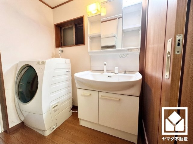 ※本画像は空室時の写真を加工し、家具・小物等を撤去したイメージです。　実際の仕様とは異なる場合がございます。