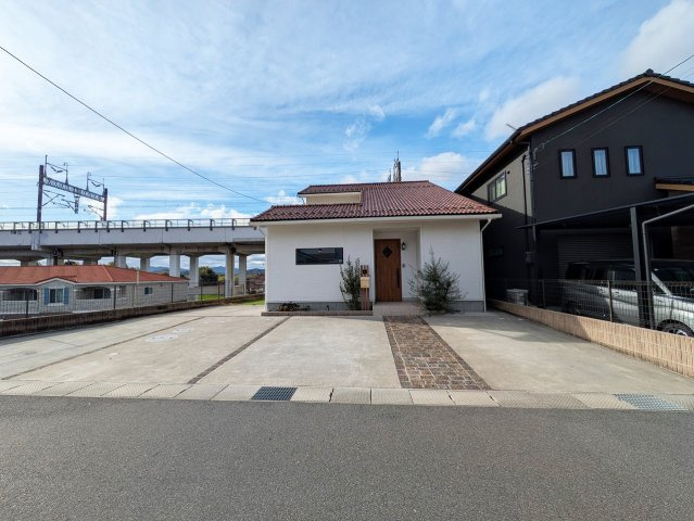 外観：334000239871