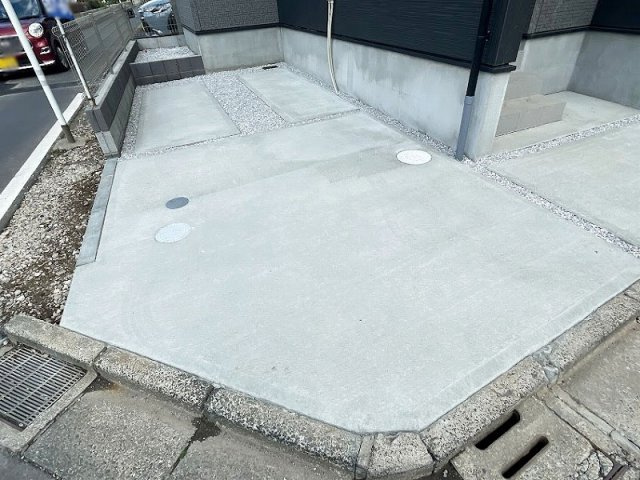 カースペースには駐車1台可能です。