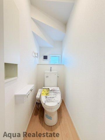 清潔感のあるトイレです