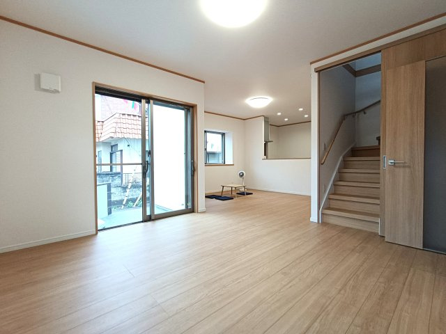 こちらのリビングで趣味の時間をお楽しみください