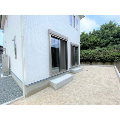 立水栓付きのお庭で、日常の使い勝手も良好☆*