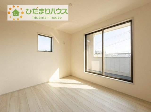 夏場に心地良いひんやり感はフローリングならでは☆彡