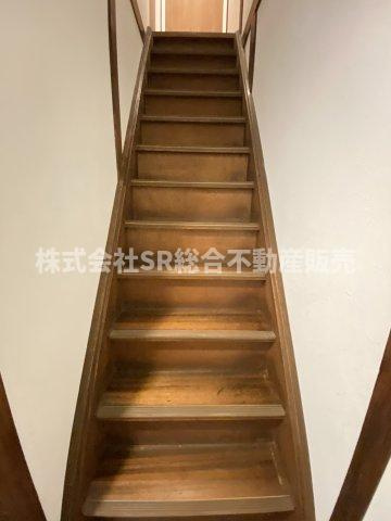 当日予約も大歓迎です！土日祝、雨の日やお子様連れのお客様の送迎も可能ですのでお気になさらずお問合せ下さい。お仕事終わりのお時間にも柔軟に対応致しますのでお気軽にお申し付け下さいませ。