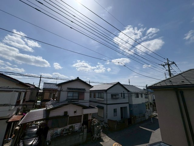 南西向きバルコニーで陽当り良好