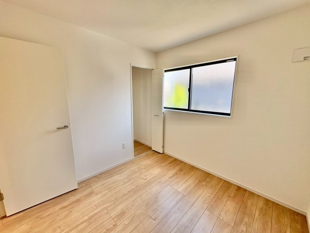 収納の確保された住空間で、生活感を抑えてすっきりとした印象に。
