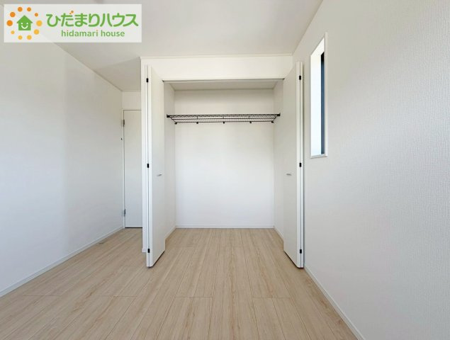 洋室B　収納