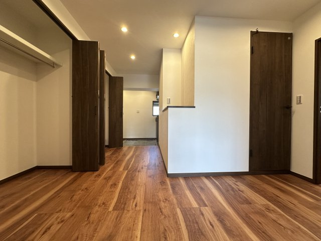 マンションには珍しい広々とした玄関ホールです。ゆとりある玄関でお客様をお出迎え出来ます。