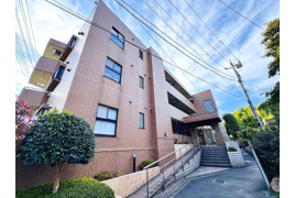 サンハイツ成増（成増店）の外観