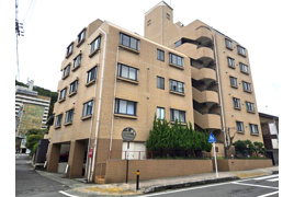 シャリエ湯河原宮上の外観