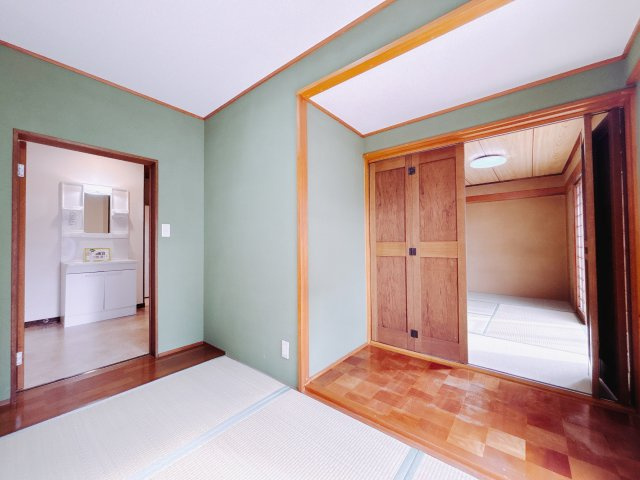 ■和室｜和室でしか味わえない畳ならではの香りや素材で和のやすらぎを感じてください♪休日はお子様とお昼寝するのにも最適です！