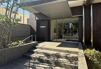 ザパークハウス新宿柏木のエントランス