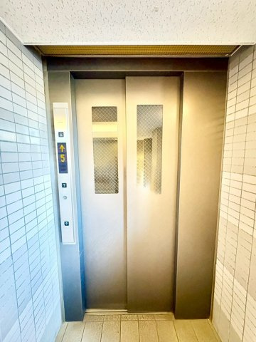 エレベーター