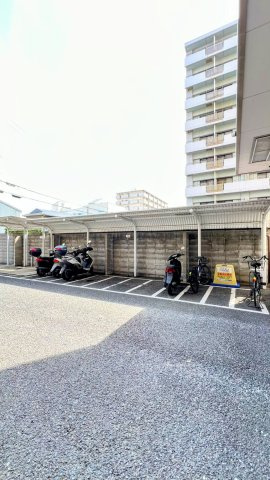 バイク置き場