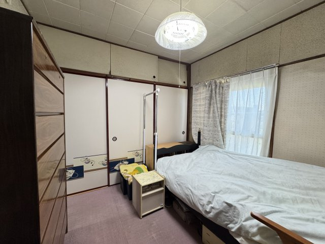 和室4.5帖です。家族構成やライフスタイルに合わせて多目的にお使いいただけます。