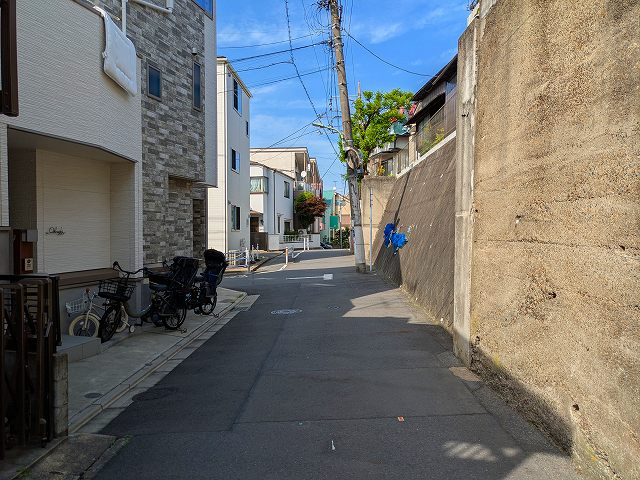 前面道路含む現地写真
