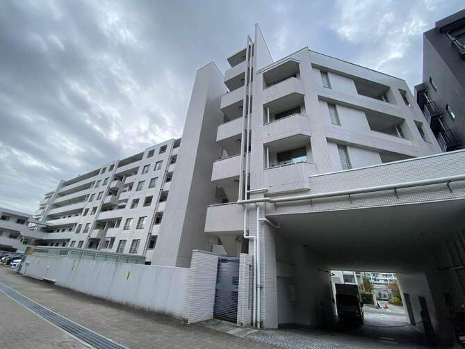 外観：327002227935