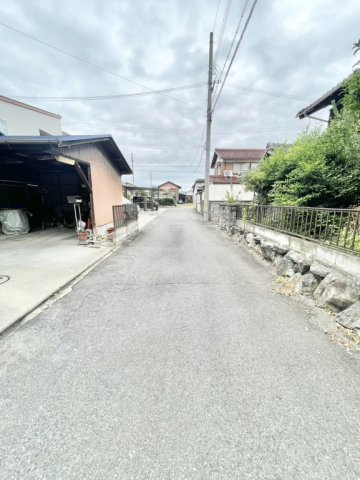 大きな物の収納に便利な蔵付き♪