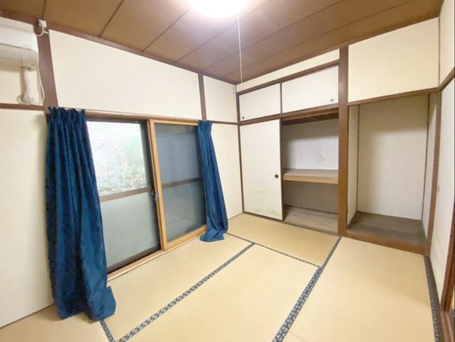 6帖の和室には仏間もあります！