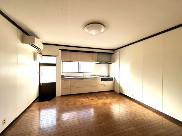 キッチンは新品交換済みです
