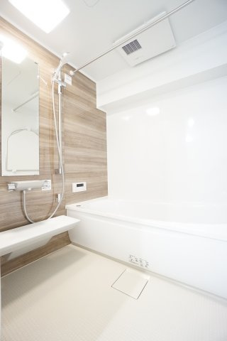 【新品】ユニットバス交換済み♪自動湯はり、追いだき機能、浴室乾燥、換気、暖房機能付き♪