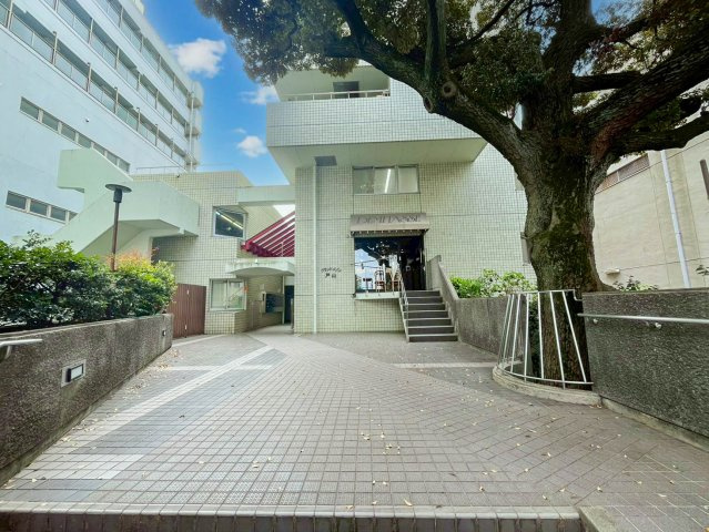 本物件の敷地内