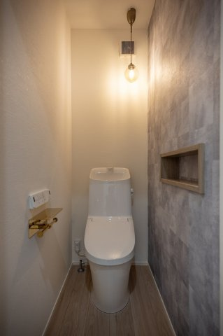 シンプルで使いやすいトイレです